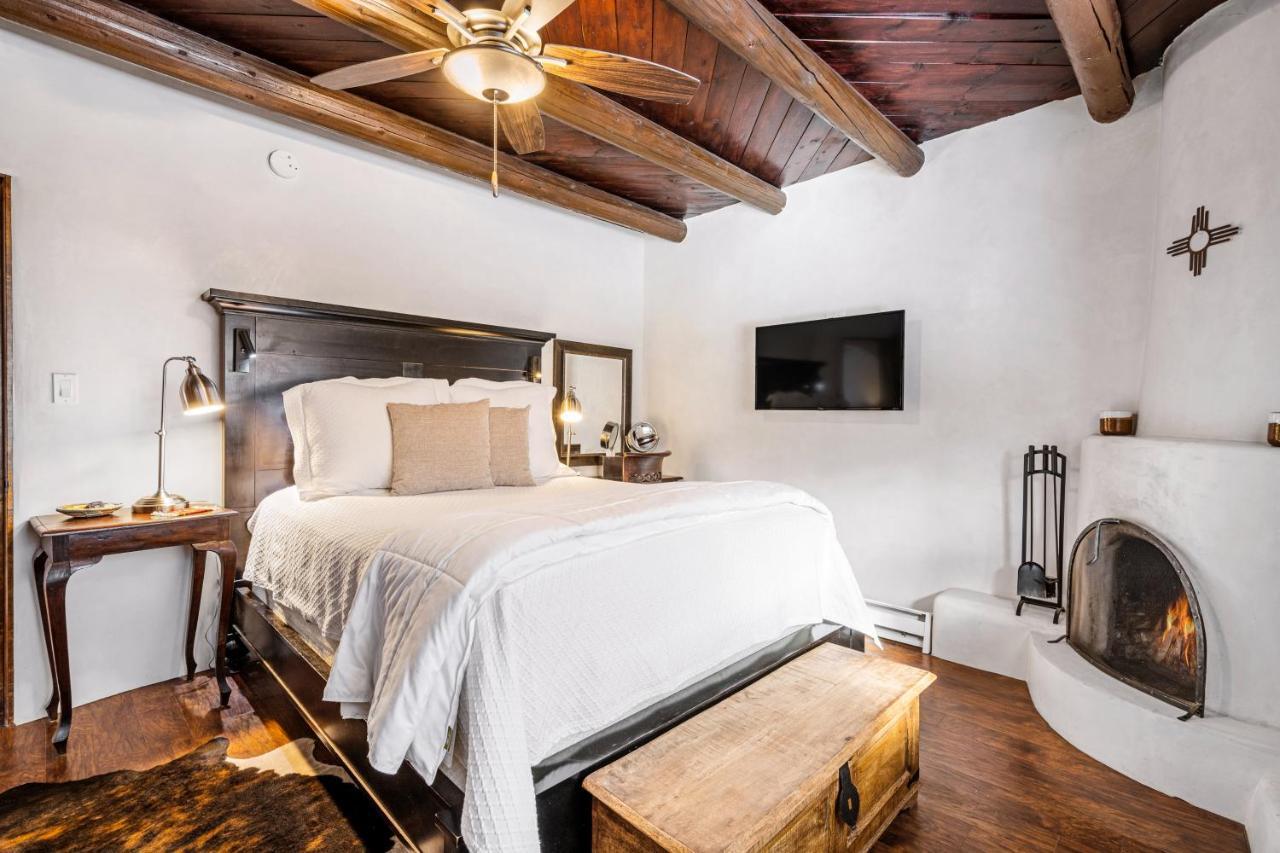 Вилла Pueblo Revival Таос Экстерьер фото